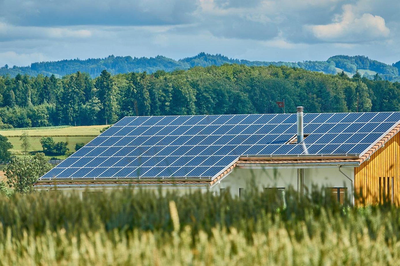 Pratęsiamas terminas iki kada gyventojai gali teikti išlaidų kompensavimo prašymus įsigijus saulės elektrines