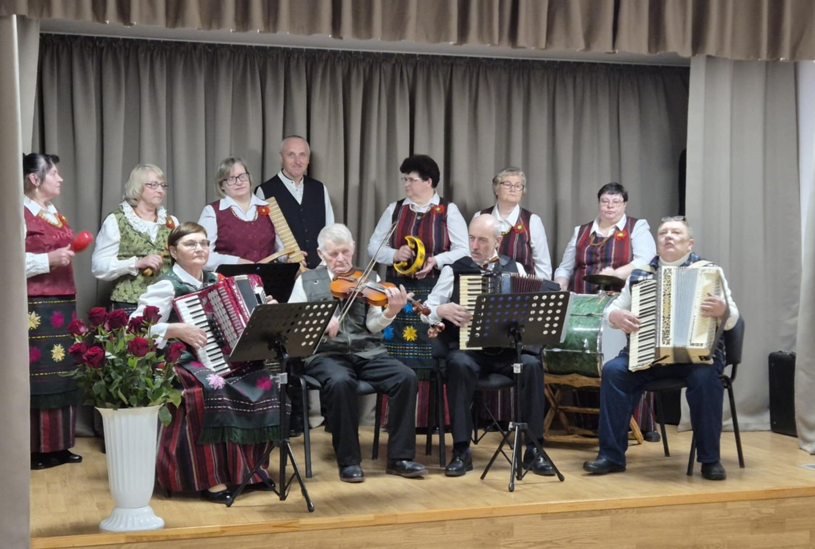 Gudeliuose nuvilnijo patriotiška šventė: nuo skambių dainų iki jautraus kino